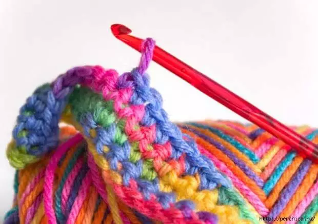 Leideanna dóibh siúd a knit cróise