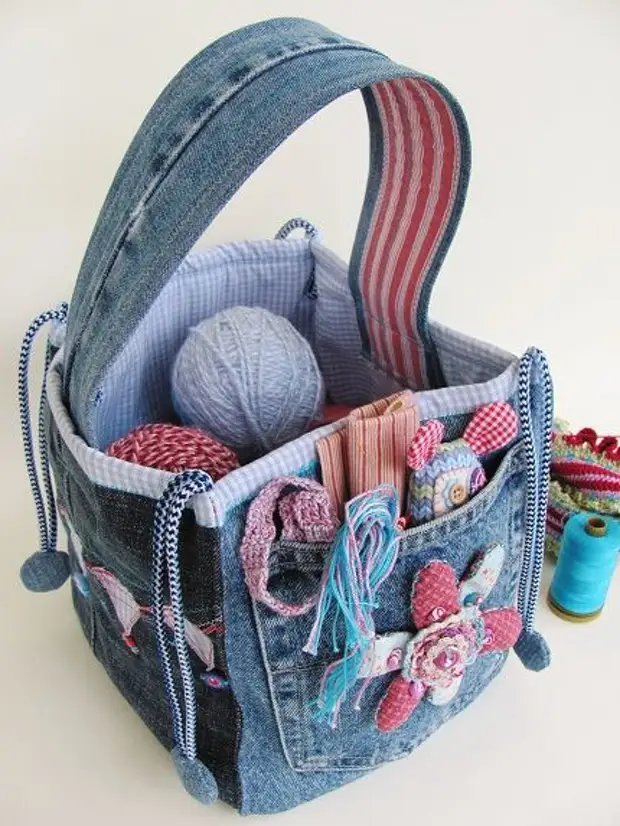 모바일 바늘 여성을위한 편리한 핸드백. 창의력에 대한 아이디어