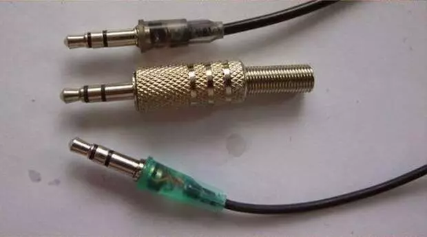 Ang Malalang Paagi sa Pag-ayo sa usa ka Plug sa mga Headphone Buhata kini sa imong kaugalingon