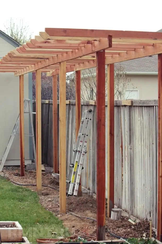 Comment construire Pergola pour les raisins le faire vous-même