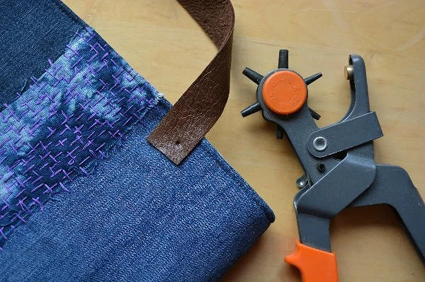 Idea: Bag tad-Denim bir-Rakkmu fl-Ispirtu ta 'Sashiko