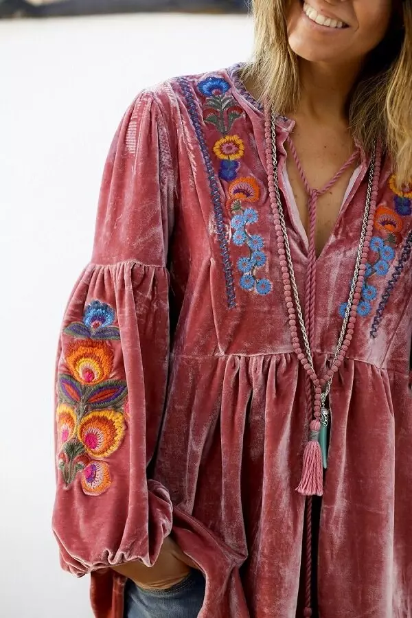 Velvet Tunika i stil med BOHO med streng og broderi