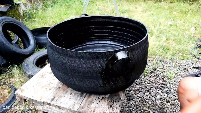 How to make a water tank from the old tire