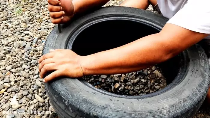 How to make a water tank from the old tire