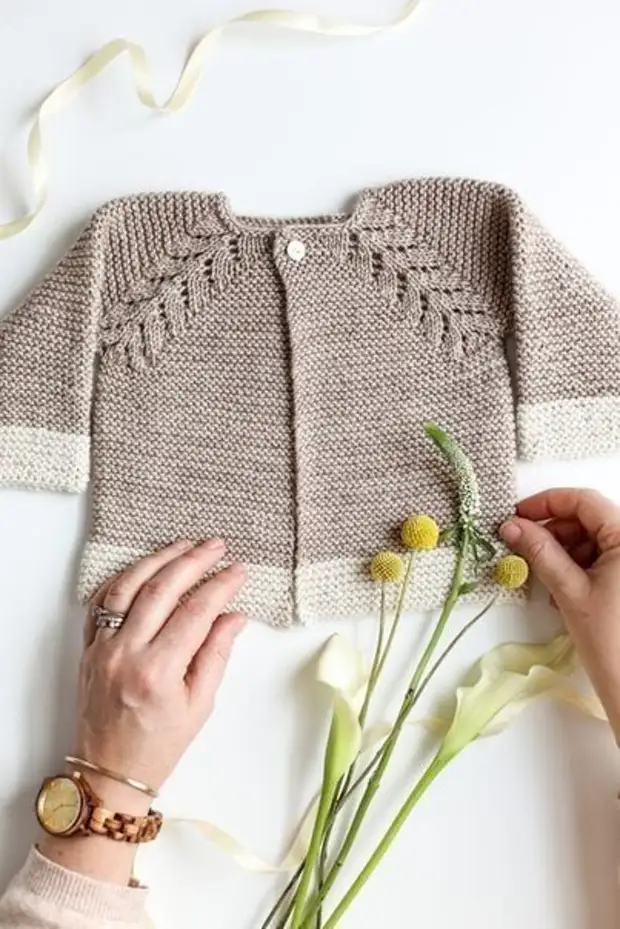 Patterned linya ng regulated na may knitting knats 1.
