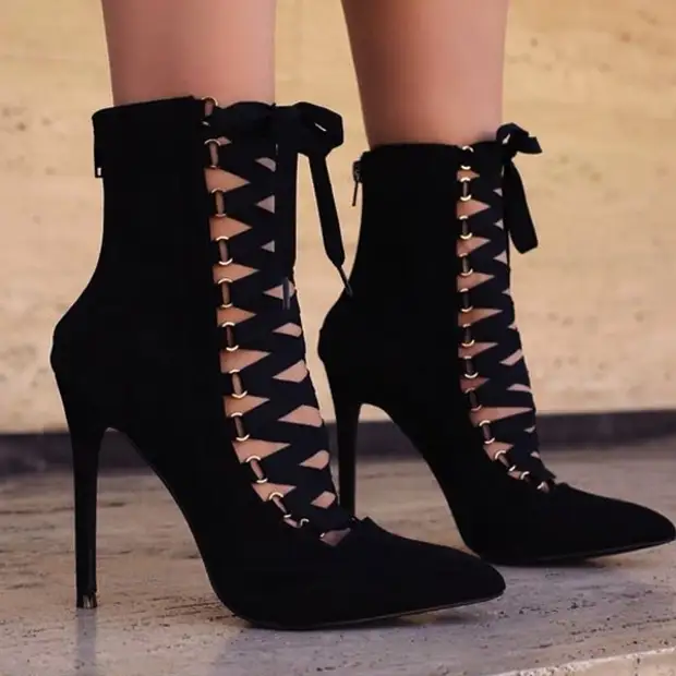 Mga Boots sa Fashionable - Spring 2020