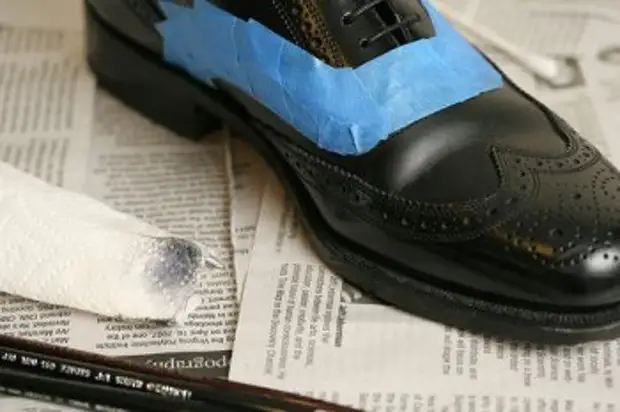 How to paint leather shoes at home