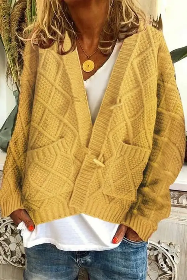 Pasirinkite spalvą megztiniam megztiniui. Geltona - ne tik vaikams