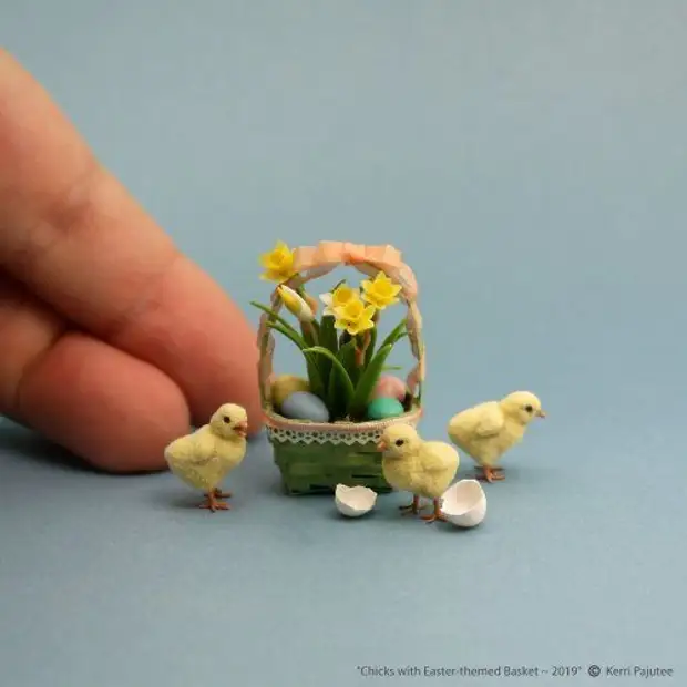 Miniature animal sculptures