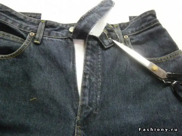 Bagaimana untuk menggantikan zip dalam seluar jeans