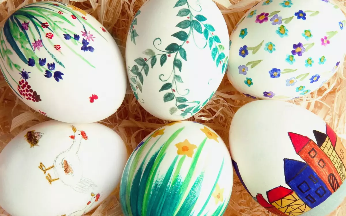 Er det muligt at male æg med akryl maling og gouache?