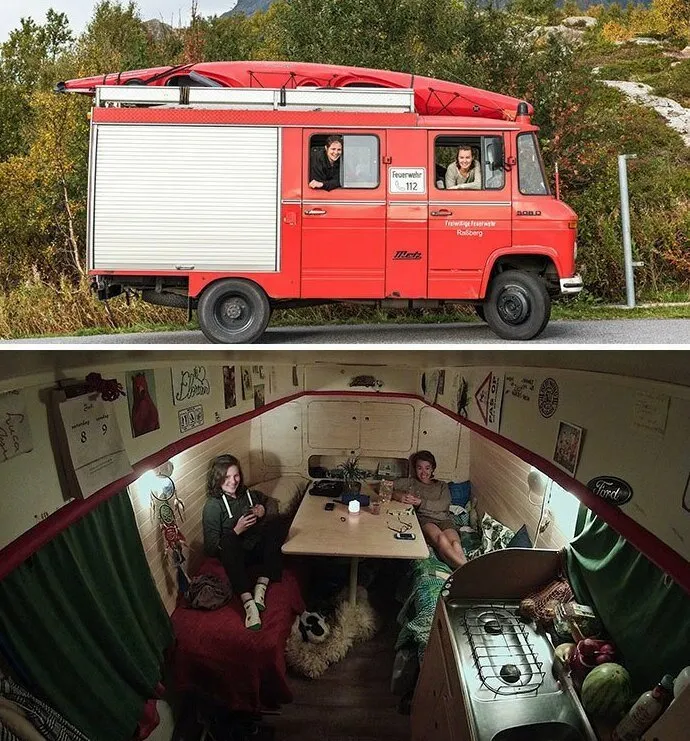 30 houses on wheels who are cozy many apartments