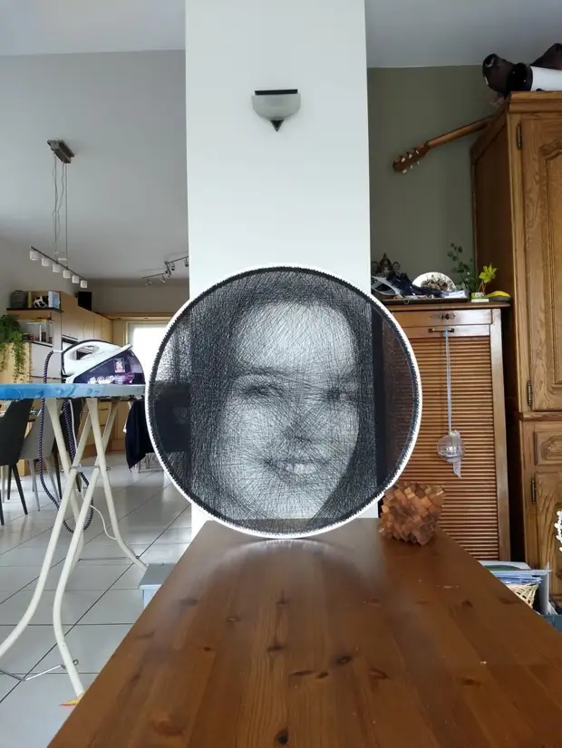 DIY Cadeau: Portrait d'un fil continu de 2 km de long