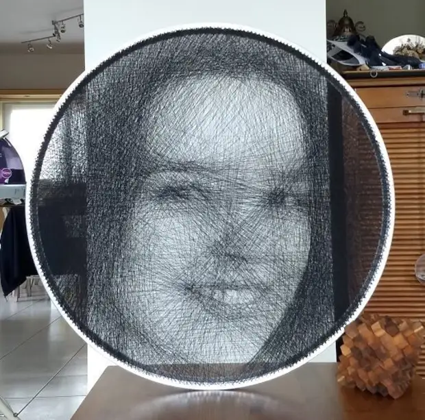 DIY Cadeau: Portrait d'un fil continu de 2 km de long