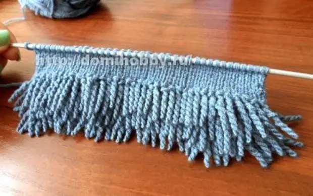 Knitting Twisted Fringe