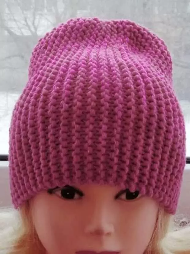 Knitted cap ine yakakurirwa pendi