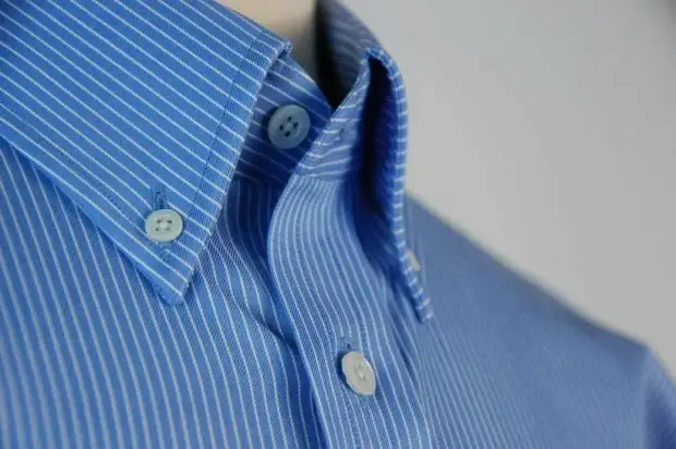 Why do you need buttons on the collar?
