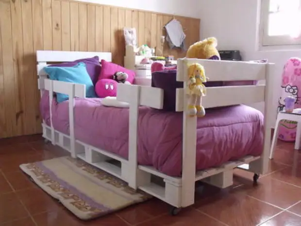 How to make furniture from pallets