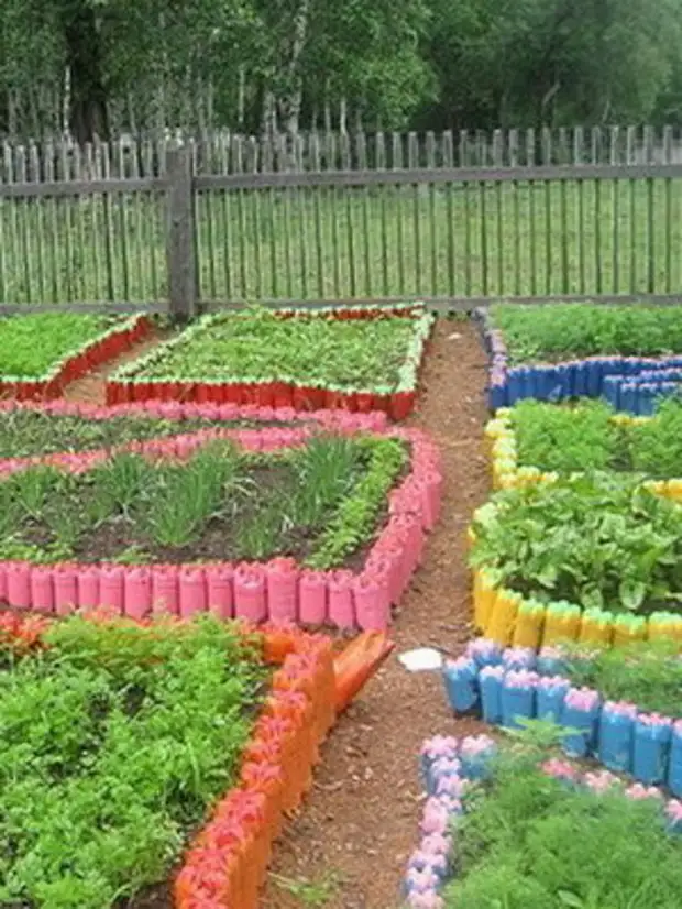 Gagasan nggunakake botol plastik ing kebon lan kebon