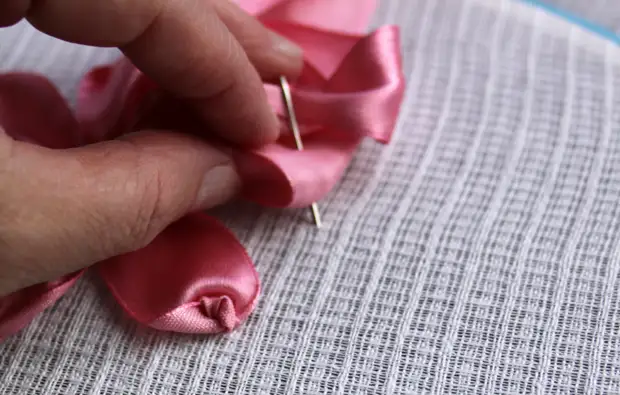 Broderi Satin Ribbons för nybörjare