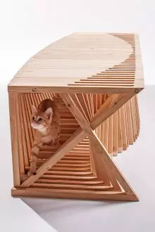 Casa de gato de madera inusual