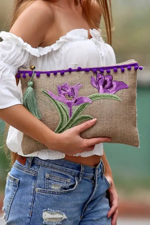 Decorating the embroidery bag and cosmetics: 60 ideas for inspiration