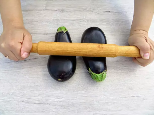 Gutt Bucht der eggplant Rolling