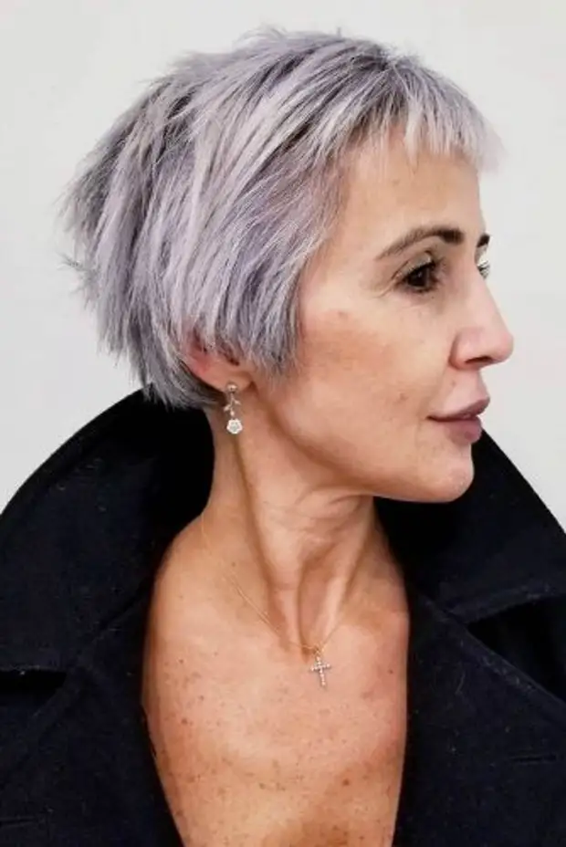 Choisissez que vous aimez - 25 options de coupe de cheveux non standard pour les dames adultes