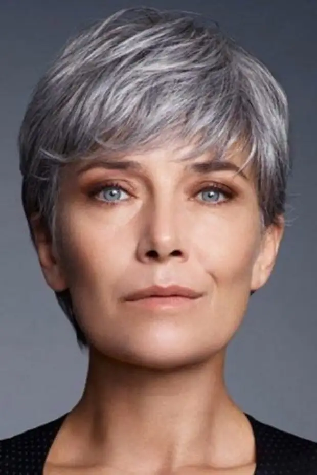 Choisissez que vous aimez - 25 options de coupe de cheveux non standard pour les dames adultes