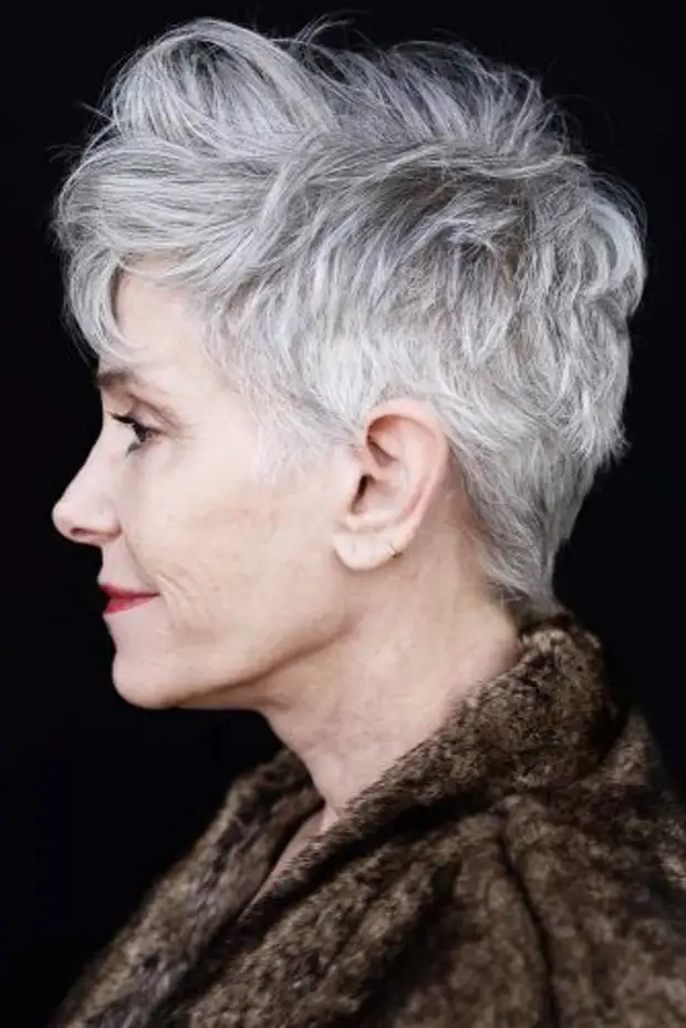 Choisissez que vous aimez - 25 options de coupe de cheveux non standard pour les dames adultes