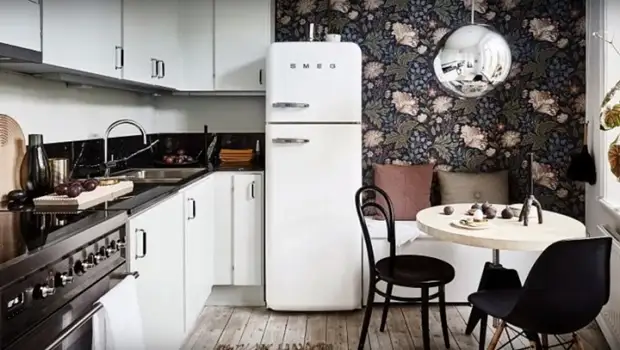 35 examples, how to save place in the kitchen using a small table