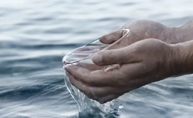 Hoe meitsje jo sâlt seeswetter geskikt foar drinken foar drinken: Lifechak Survival