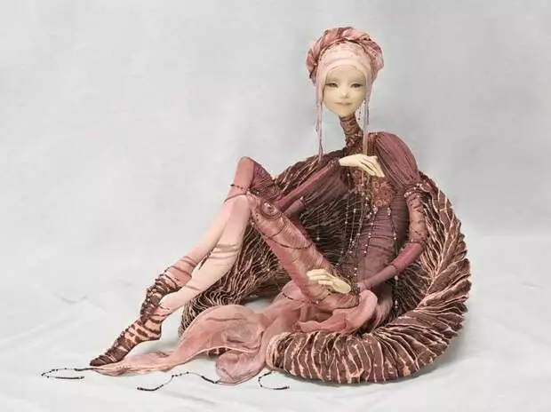 Doll Fairy Tale avy amin'ny Papier Masha Natalia Lopusova-Tomsk