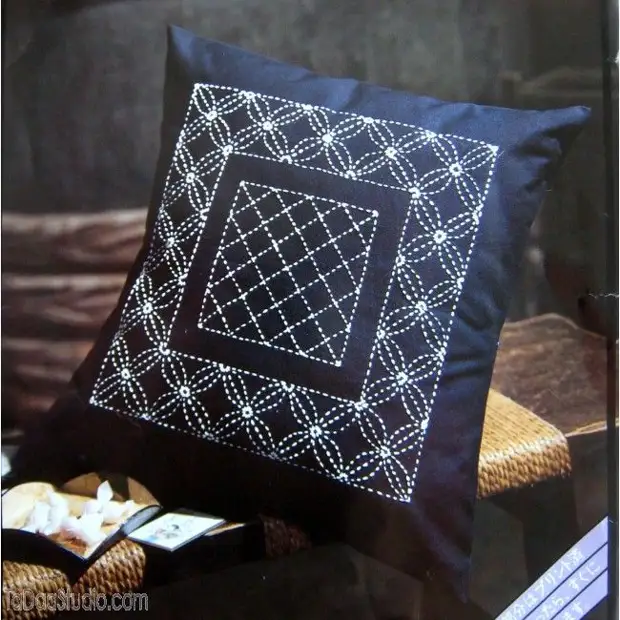 ISashiko Pillow SK31 Imibuthano Yezempi