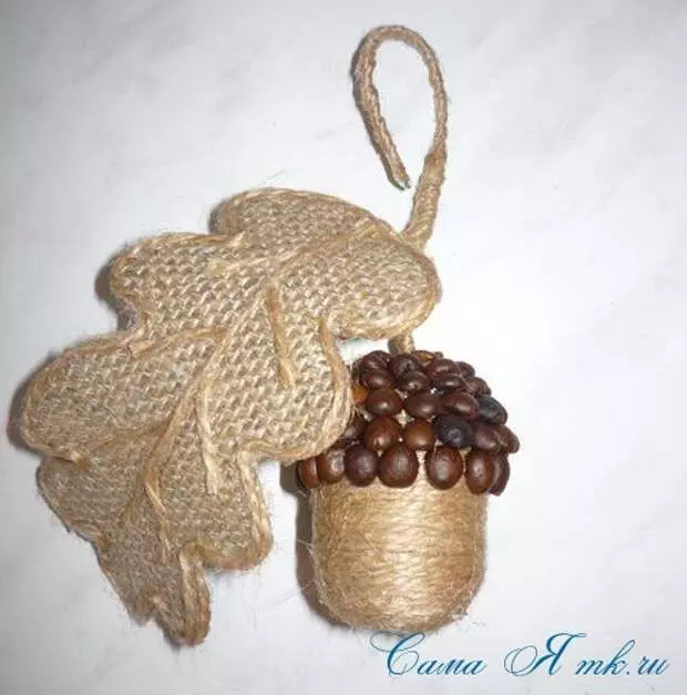 Acorns van Twine en Coffee Beam