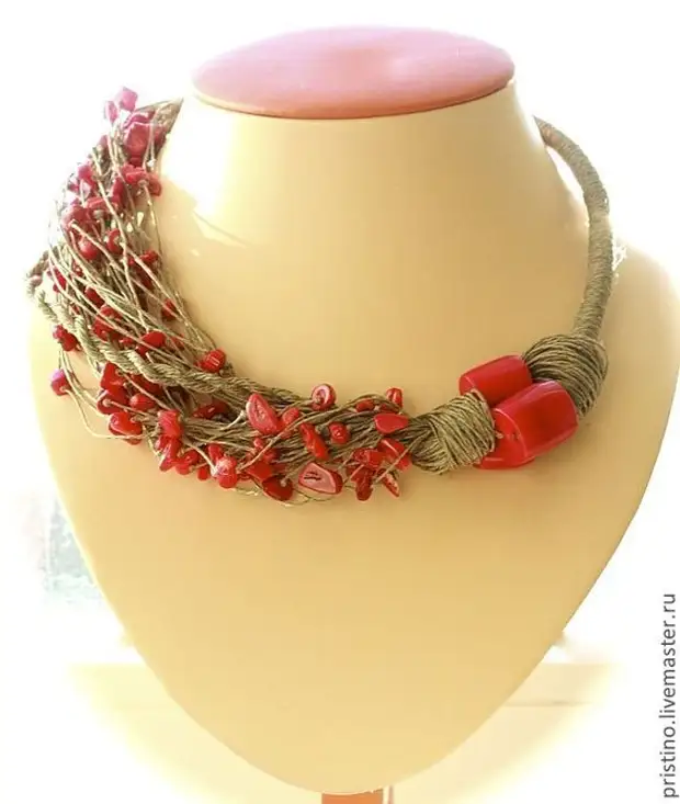 Linen jewelry: Interesting ideas for creating with their own hands