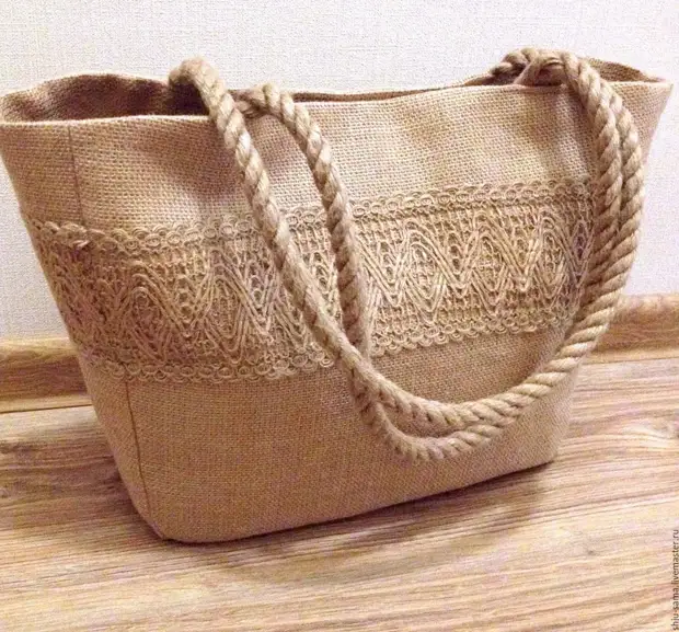 Bags of burlap ... 50 ideas! Yes, what else ...