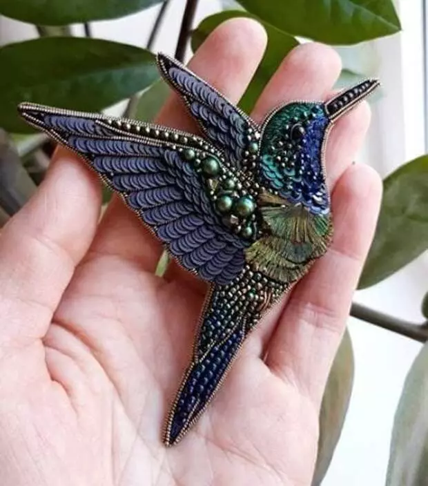 Прекрасен вештачки Brooches: 15 прекрасни идеи