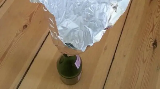 Amazing use of food foil!