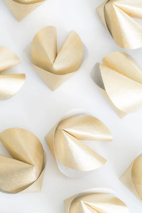 New Year's Eve idea: Paper prediction cookies