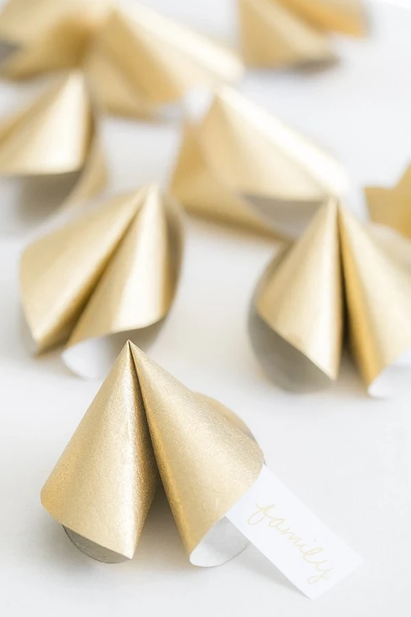 New Year's Eve idea: Paper prediction cookies