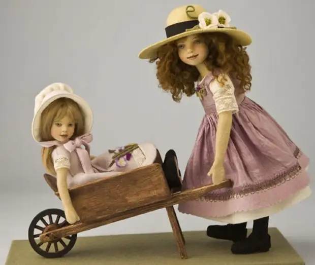 Maravillosas muñecas de fieltro artista-titiritero Maggie Icono