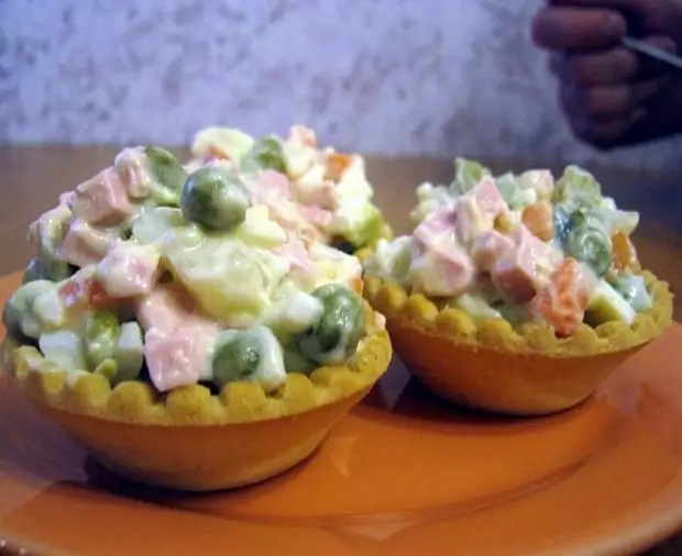 சுவை மற்றும் வண்ணம் tartlets