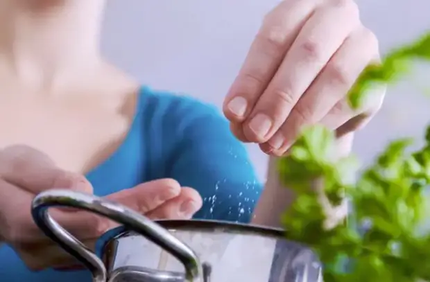 Si vous ne respectez pas le régime alimentaire, alors le riz doit être salé.