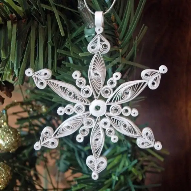 Snowflakes in the technique of quilling