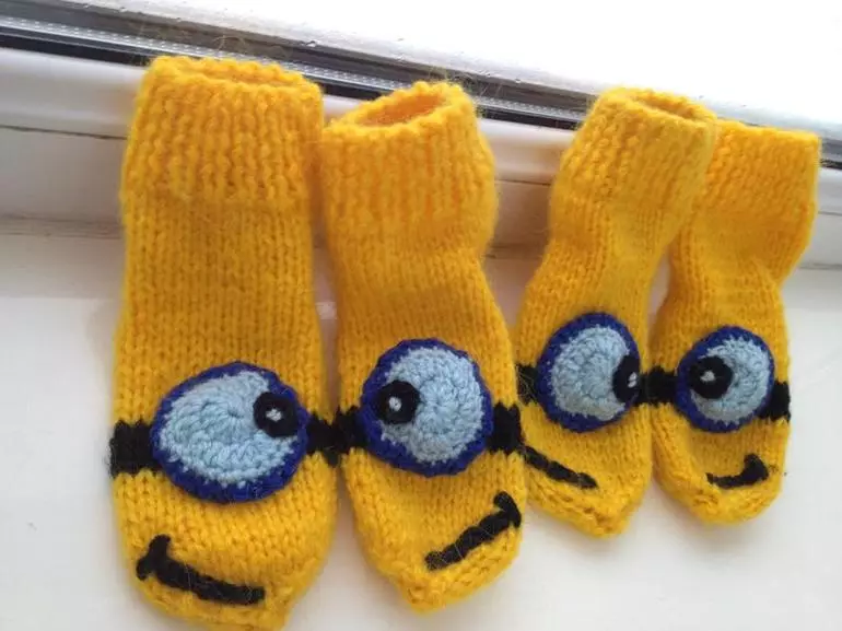 Calcetines con minions