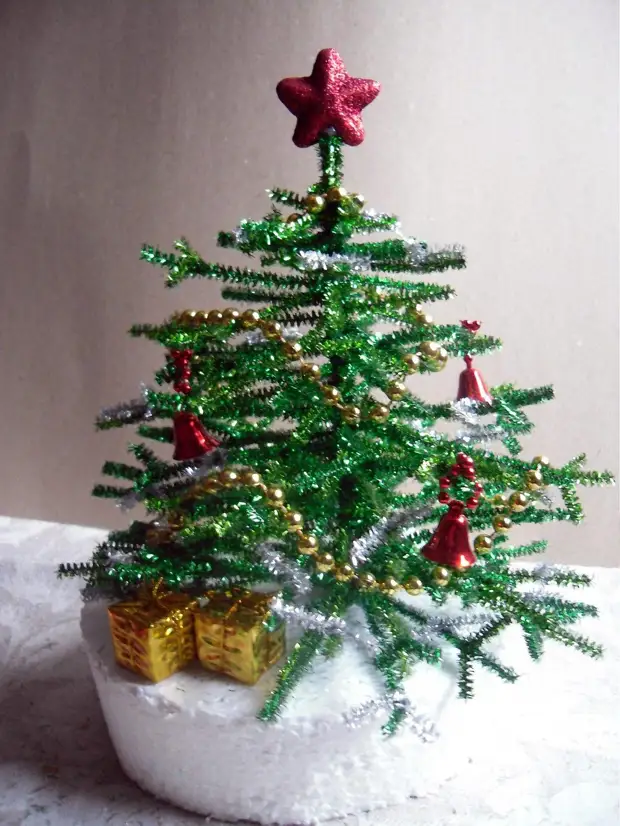 Weihnachtsbaum aus Lametta Tun Sie es selbst. Neujahrsmeisterklasse