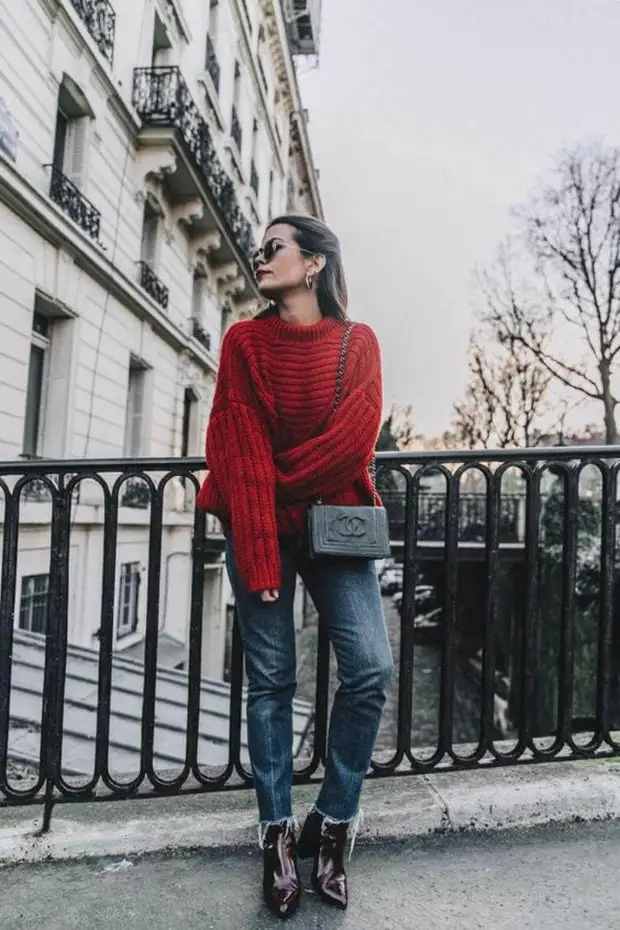 Rote Sweatshirts: Die besten Kombinationen dieses Herbstes und des Winters