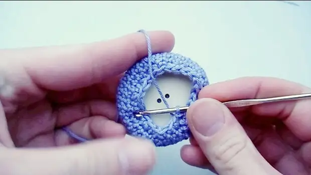 Binding Buttons crochet