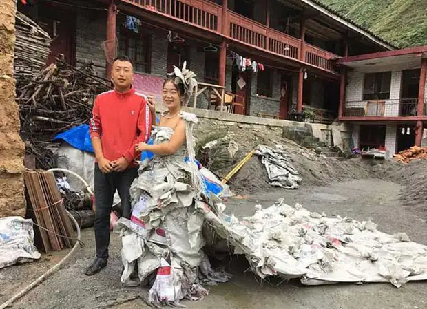 فتاة من الصين خاط فستان من 40 كيس